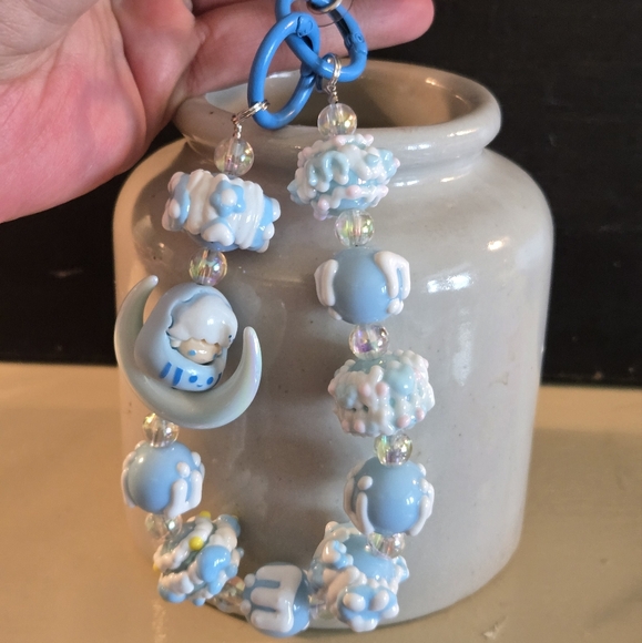 Multifunctional Keychains Choose One - Picture 7 of 7